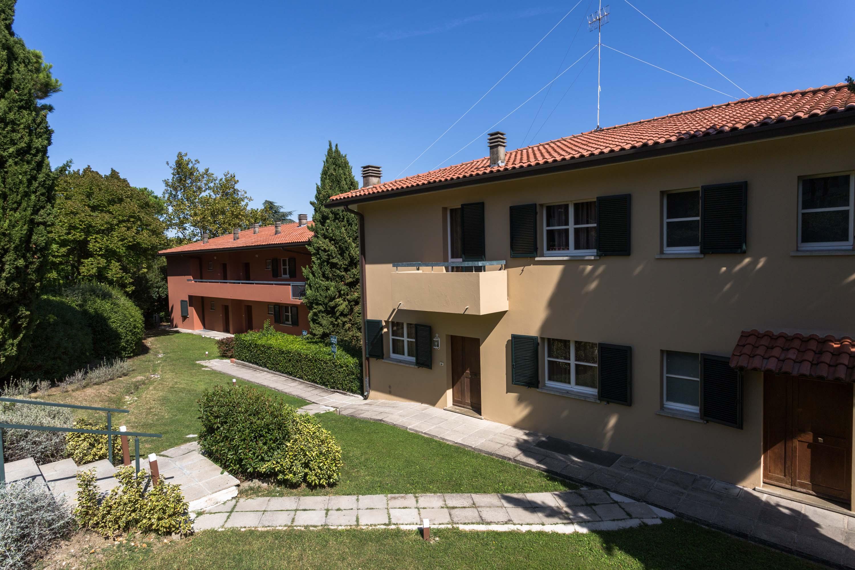 Residenze Al Colle Dei Pini Aparthotel Riccione Buitenkant foto